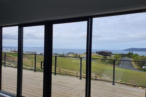 Photo of property in 11b Eagles Way, Cable Bay, 0420