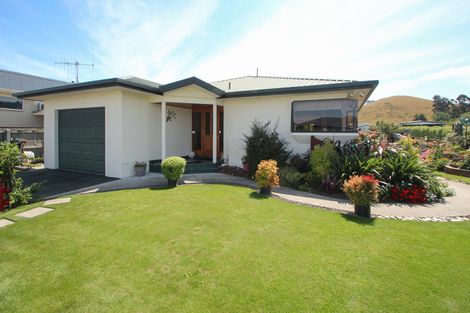 Photo of property in 6 Kenilworth Road, Oamaru North, Oamaru, 9400