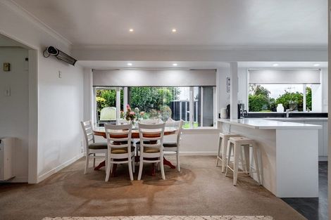 Photo of property in 19 Anaru Place, Awapuni, Palmerston North, 4412