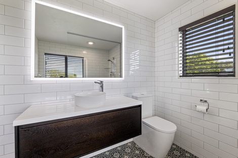 Photo of property in 65 Mcgiven Drive, Ridgewood, New Plymouth, 4371