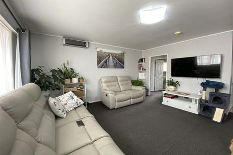 Photo of property in 2/13 Lochinver Road, Papatoetoe, Auckland, 2025