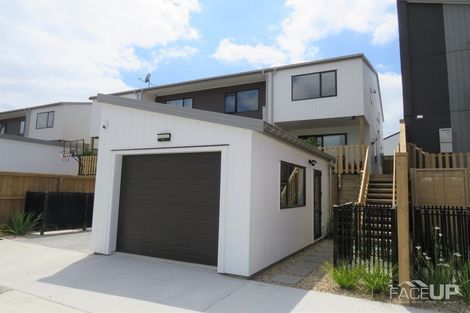 Photo of property in 28 Pukewhero Rise, Westgate, Auckland, 0614