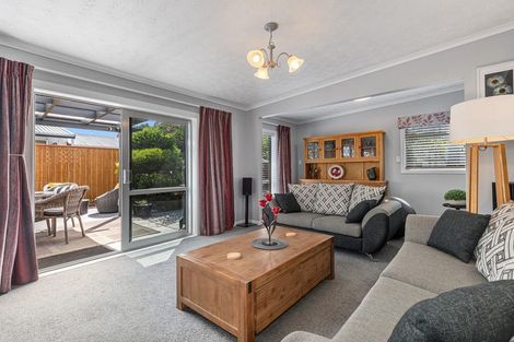 Photo of property in 69 Ngatai Road, Otumoetai, Tauranga, 3110