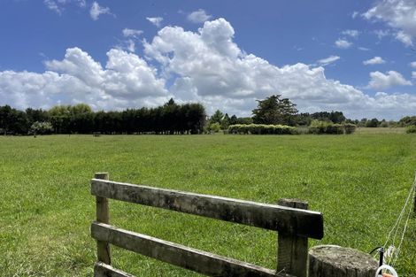 Photo of property in 40 Brookvale Lane, Taupaki, Henderson, 0782