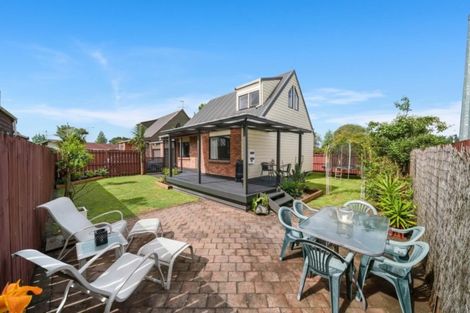 Photo of property in 28b Ross Martin Court, Conifer Grove, Takanini, 2112