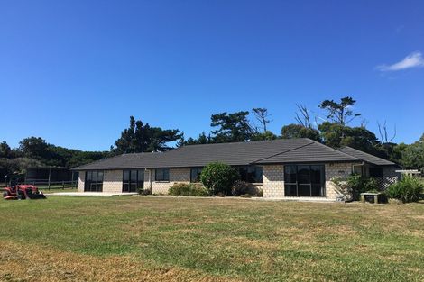 Photo of property in 186 Creamery Road, Pollok, Waiuku, 2683