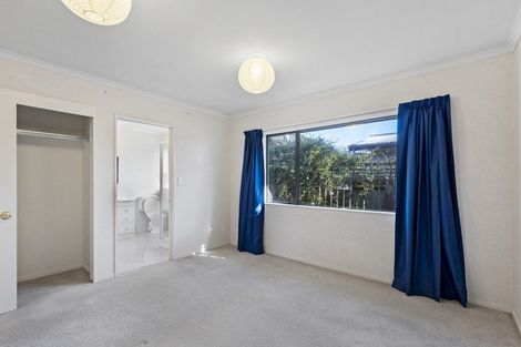 Photo of property in 110 Pahiatua Street, Hokowhitu, Palmerston North, 4410
