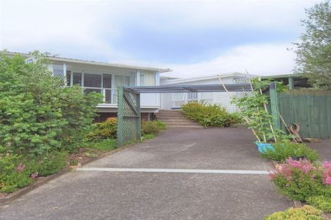 Photo of property in 228 Whitney Street, Blockhouse Bay, Auckland, 0600