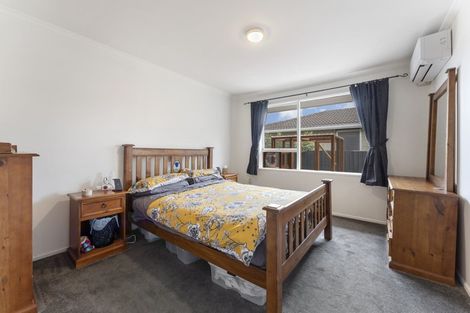 Photo of property in 1/185 Queenspark Drive, Parklands, Christchurch, 8083