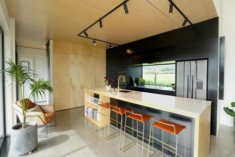 Photo of property in 16a Shearer Drive, Oakura, 4314