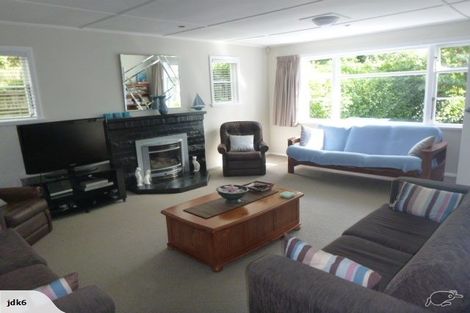 Photo of property in 76 Te Moana Road, Waikanae Beach, Waikanae, 5036