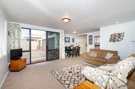 Photo of property in 2/40 The Esplanade, Westshore, Napier, 4110