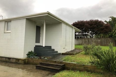 Photo of property in 6 Tawa Place, Waiuku, 2123