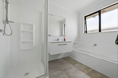 Photo of property in 11 Keston Crescent, Flagstaff, Hamilton, 3210