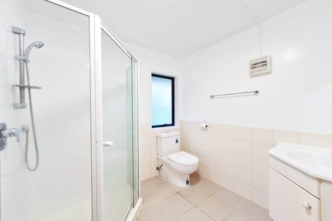 Photo of property in 7/3 The Avenue, Albany, Auckland, 0632