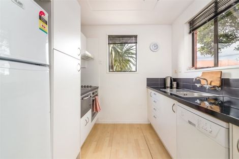 Photo of property in 2b Coles Place, St Albans, Christchurch, 8014