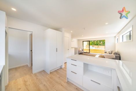 Photo of property in 11e Barberry Grove, Maungaraki, Lower Hutt, 5010