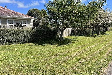 Photo of property in 4 Tame Porati Street, Manakau, Levin, 5573