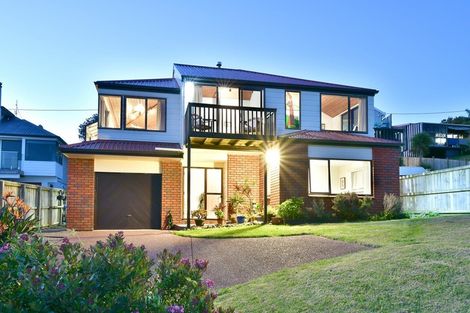 Photo of property in 56a Swann Beach Road, Stanmore Bay, Whangaparaoa, 0932