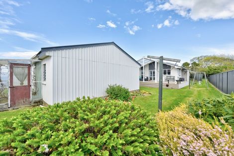 Photo of property in 22 Manse Street, Edendale, 9825