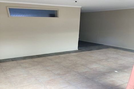 Photo of property in 27 Harris Road, Mount Wellington, Auckland, 1051