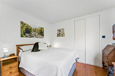 Photo of property in 12 Station Road, Pukekohe, 2120