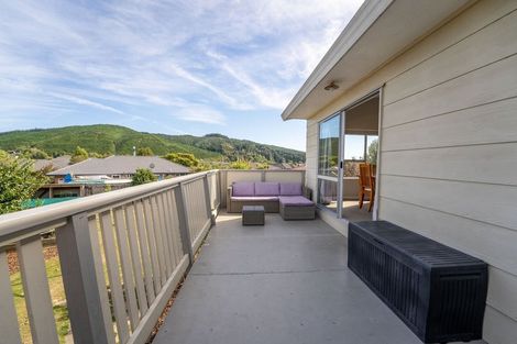 Photo of property in 4 Lord Auckland Road, Wakefield, 7025