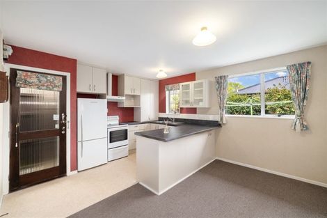 Photo of property in 2/35 Oldwood Street, Bishopdale, Christchurch, 8053