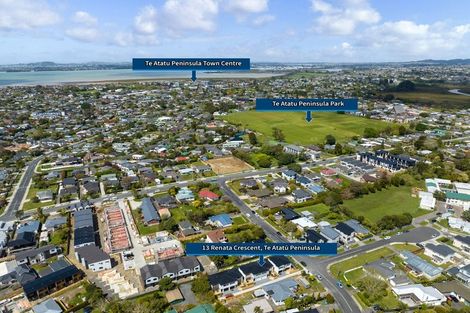 Photo of property in 13b Renata Crescent, Te Atatu Peninsula, Auckland, 0610