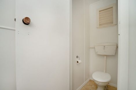 Photo of property in 130 College Street, Awapuni, Palmerston North, 4412