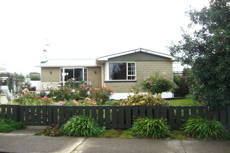 Photo of property in 14 Esk Place, Mosgiel, 9024