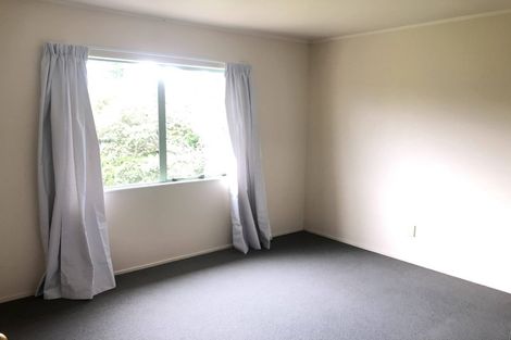 Photo of property in 85 Fairclough Road, Beach Haven, Auckland, 0626