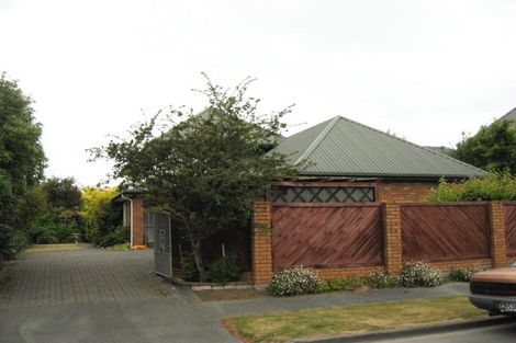 Photo of property in 4 Derenzy Place, Avonhead, Christchurch, 8042