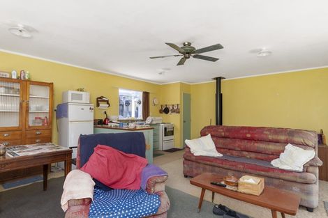 Photo of property in 8 Mardi Place, Mount Maunganui, 3116