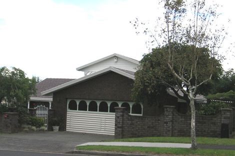 Photo of property in 33 Renoir Street, West Harbour, Auckland, 0618