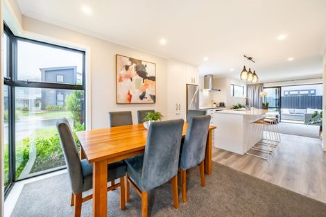 Photo of property in 48 Mawai Hakona Drive, Wallaceville, Upper Hutt, 5018