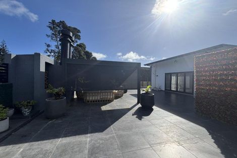 Photo of property in 9 Cooke Farm Grove, Waiwhakaiho, New Plymouth, 4312
