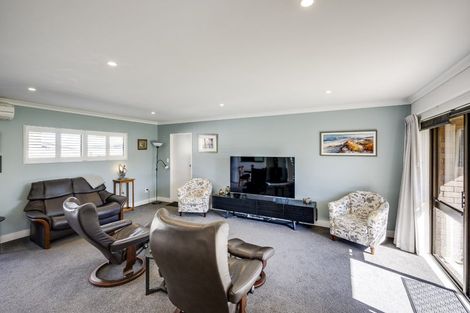 Photo of property in 30c Neeve Road, Taradale, Napier, 4112
