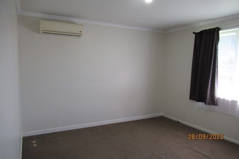 Photo of property in 19 Burbank Avenue, Manurewa, Auckland, 2102