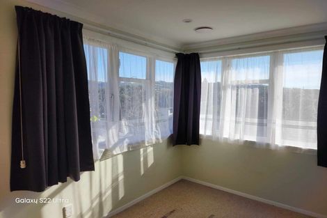 Photo of property in 40 Dimock Street, Titahi Bay, Porirua, 5022