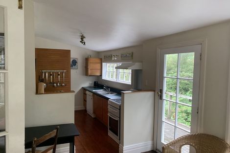 Photo of property in 37 Glenbervie Terrace, Thorndon, Wellington, 6011