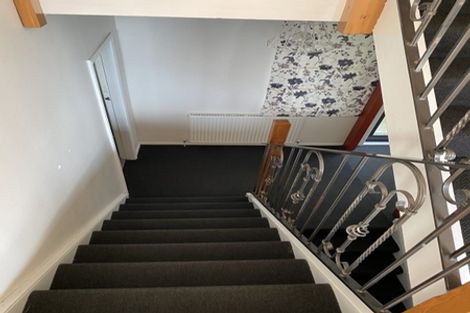 Photo of property in 132 Wadestown Road, Wadestown, Wellington, 6012