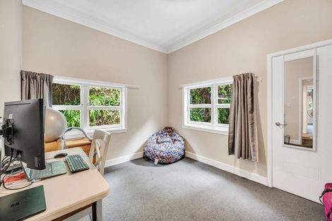 Photo of property in 30 Coote Road, Bluff Hill, Napier, 4110