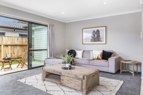 Photo of property in 27 Moonsail Drive, Whitby, Porirua, 5024