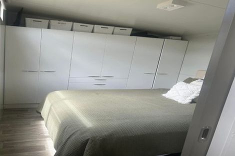 Photo of property in 227 Hillcrest Road, Wainui, 0931