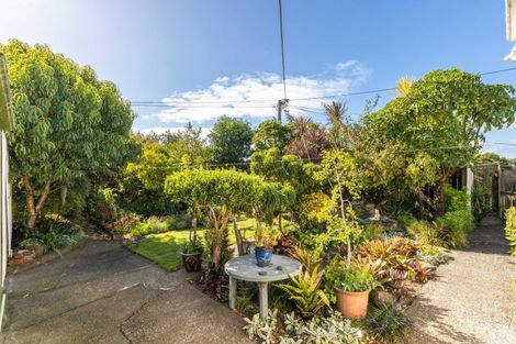 Photo of property in 31 Wrantage Street, Westown, New Plymouth, 4310