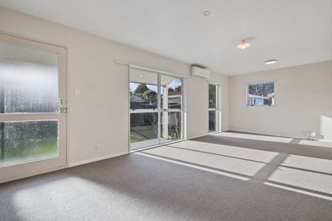 Photo of property in 30a Hooker Avenue, Bryndwr, Christchurch, 8053