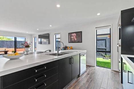 Photo of property in 11 Eastbank Drive, Katikati, 3129