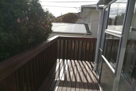 Photo of property in 102 Helston Road, Paparangi, Wellington, 6037