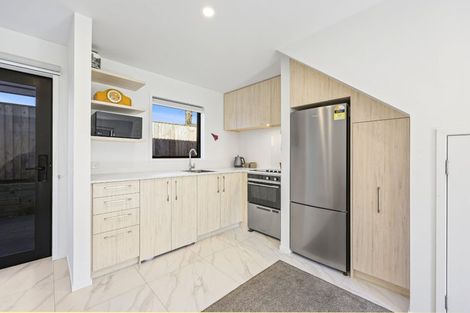 Photo of property in 4/170 Don Buck Road, Massey, Auckland, 0614
